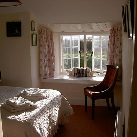 Crackington Haven Lower Tresmorn Farmhouse מראה חיצוני תמונה